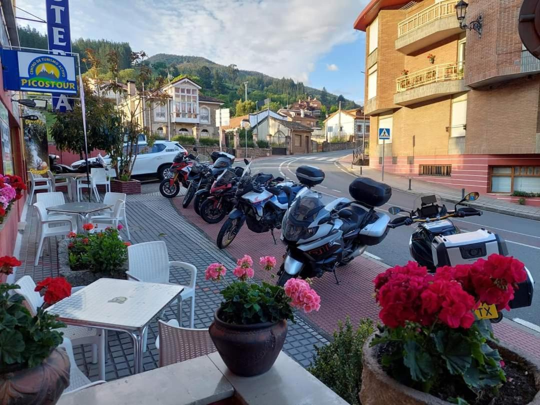 Hosteria Picos De Europa Hotell Potes Eksteriør bilde