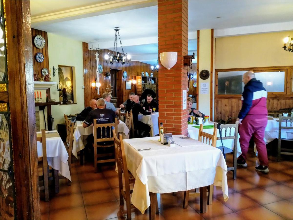 Hosteria Picos De Europa Hotell Potes Eksteriør bilde