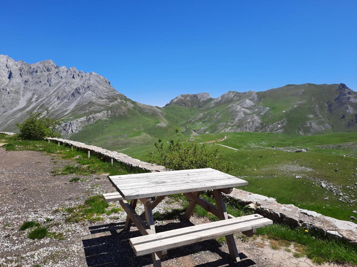 Hosteria Picos De Europa Hotell Potes Eksteriør bilde